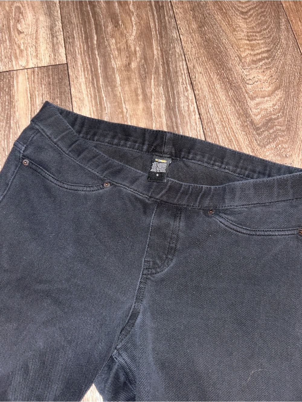 June and daisy Black Women’s Stretch Skinny Jeans size small - Picture 5 of 5
